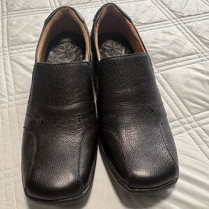 Dr. Scholl's Black Leather Loafers women shoes